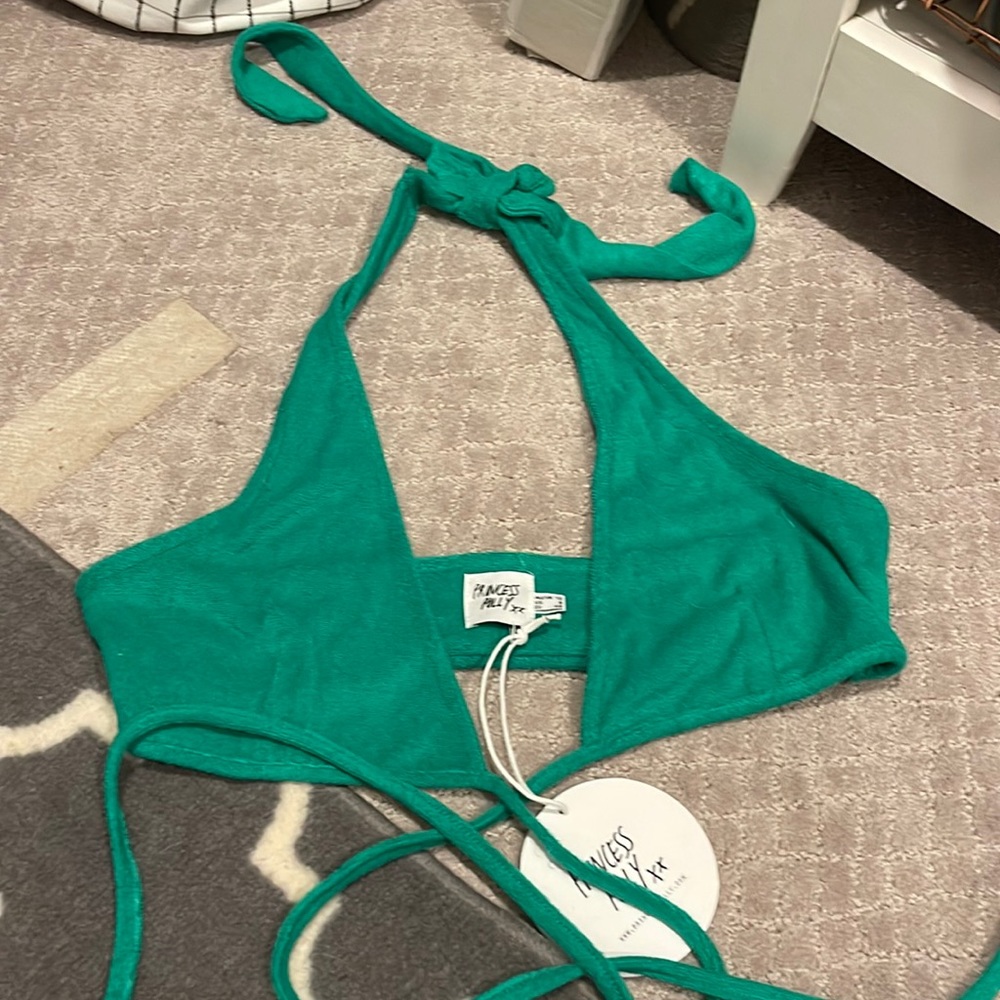 Green top